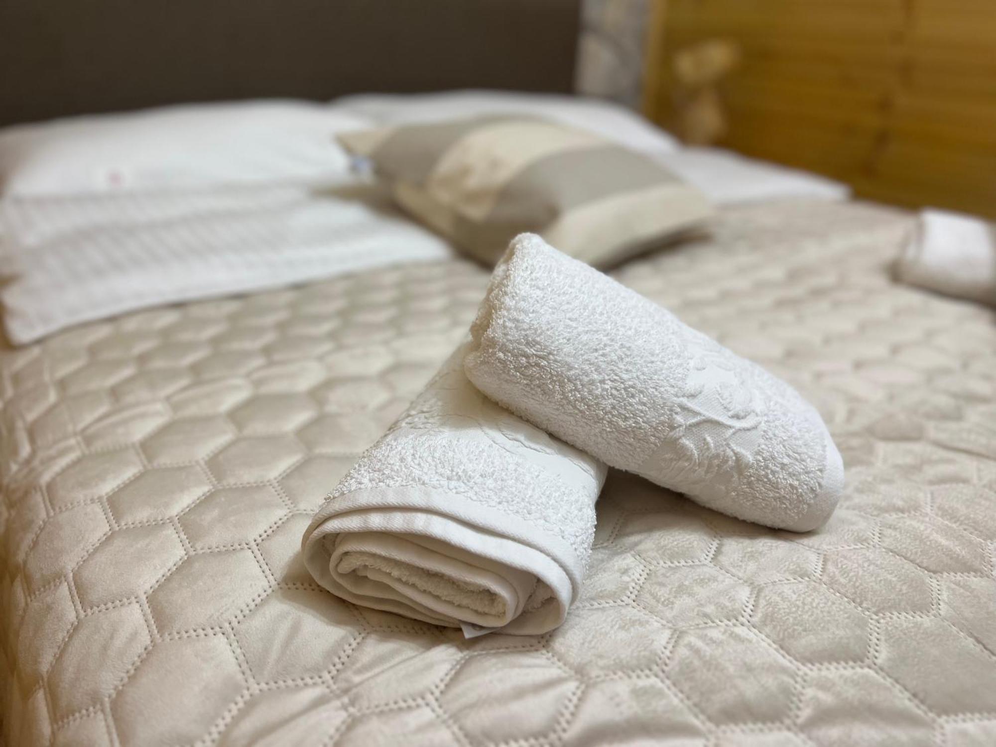 Zen Den Apartments Otočac Εξωτερικό φωτογραφία
