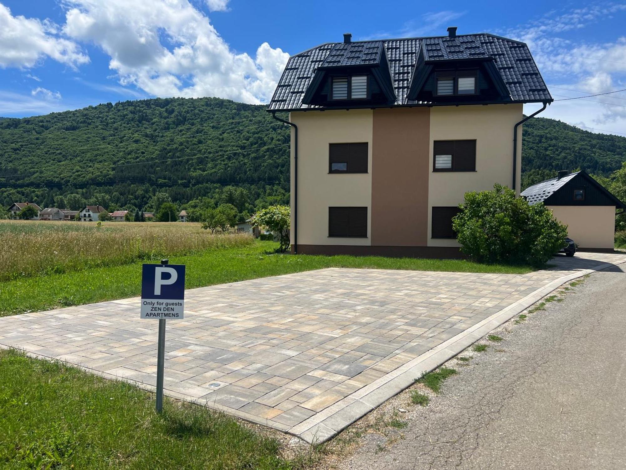 Zen Den Apartments Otočac Εξωτερικό φωτογραφία